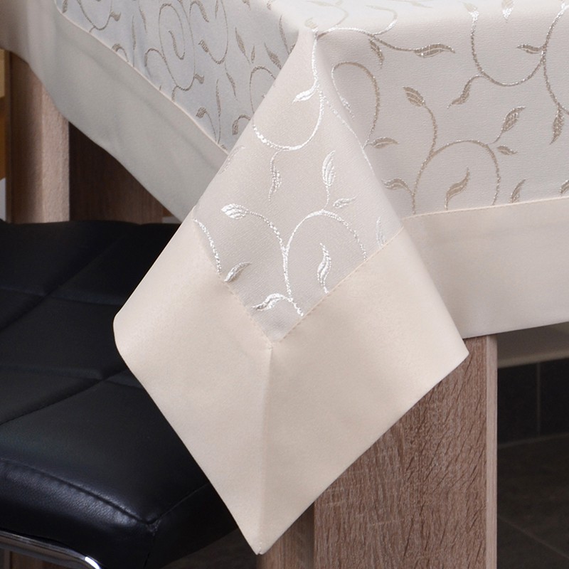 Obrus Clematis – Beżowy Obrus Clematis – Beżowy