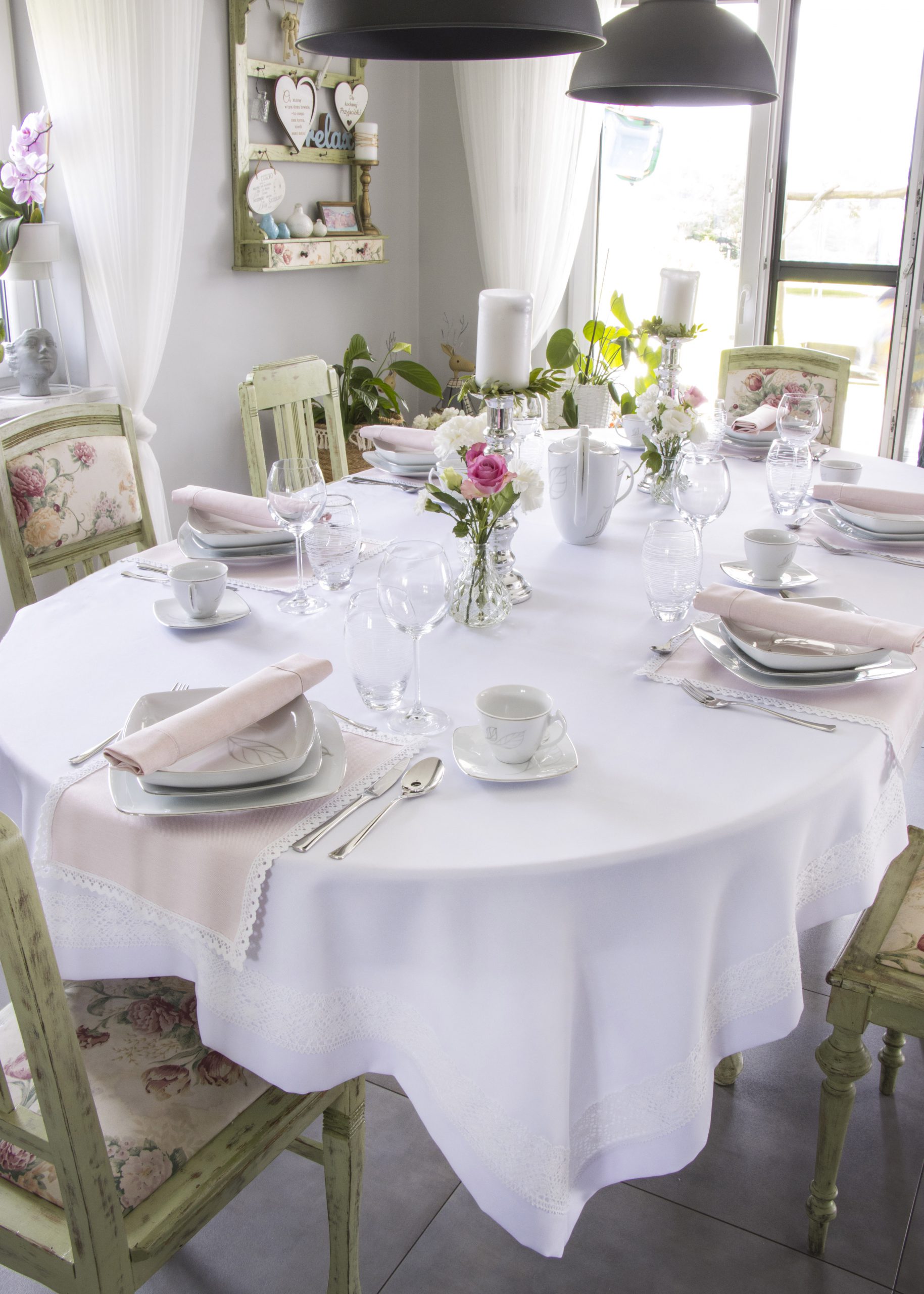 Obrus Sewilla – Biały Obrus Sewilla – Biały