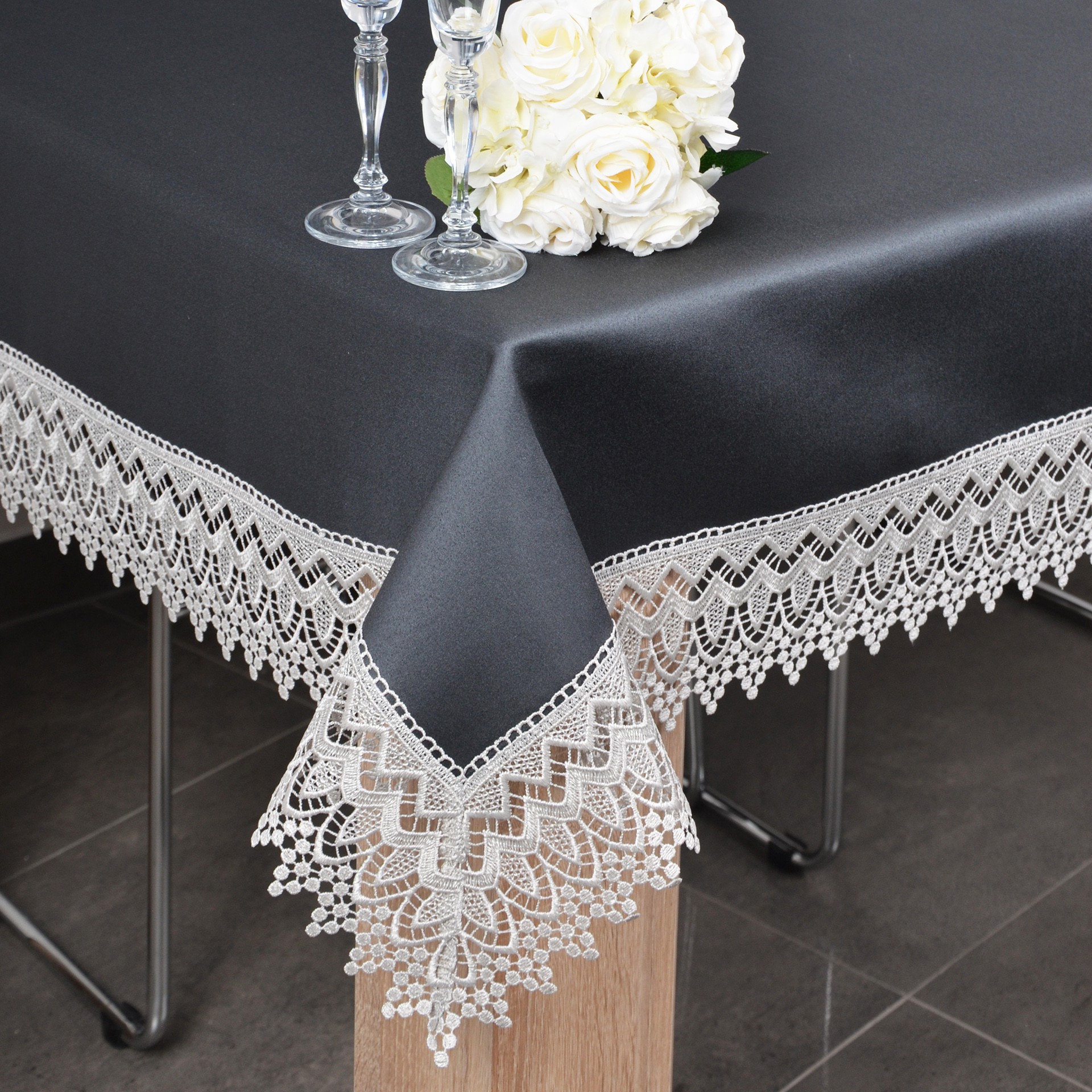 Obrus z Gipiurą 114 – Grafit Szary Obrus z Gipiurą 114 – Grafit Szary