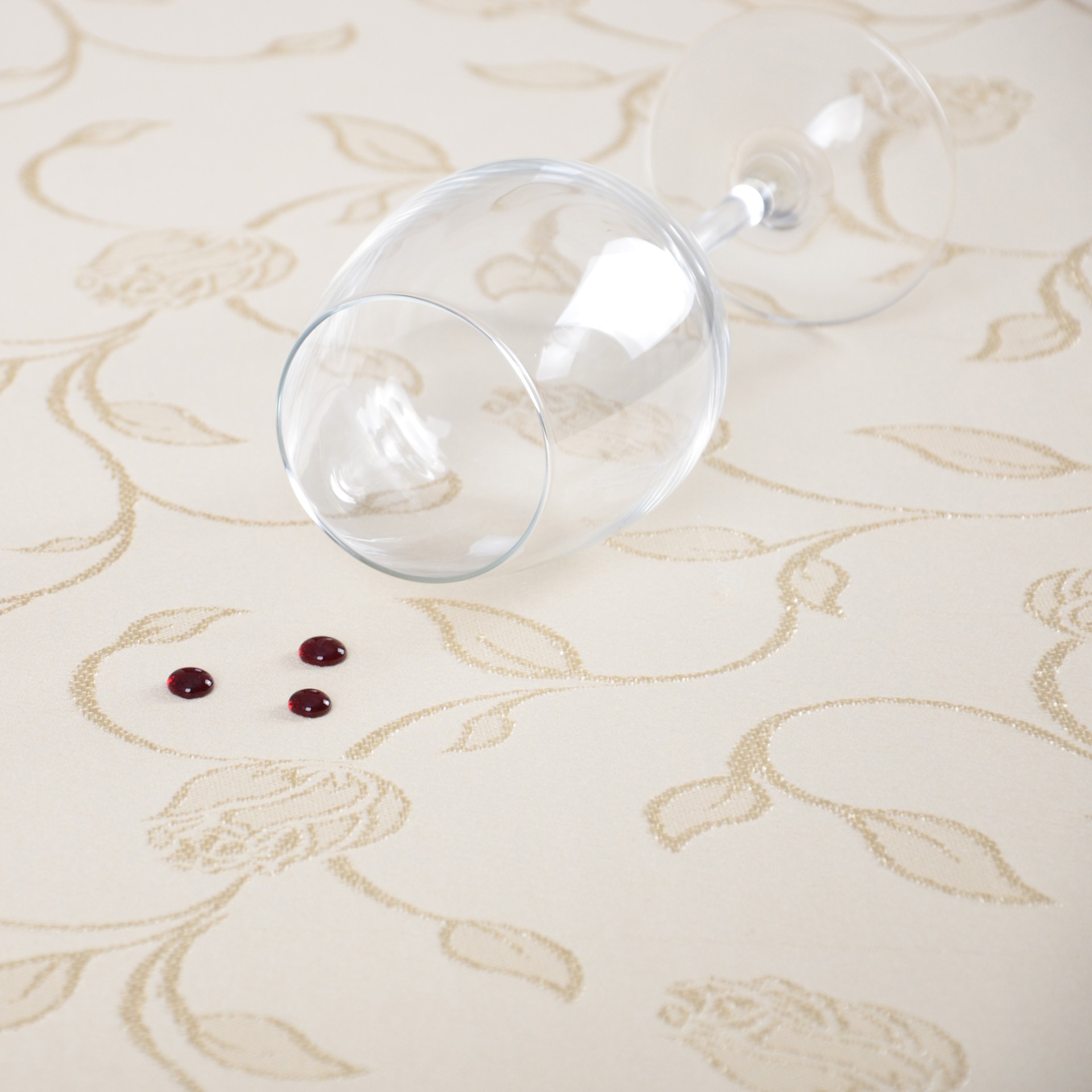 Obrus z Gipiurą 127 – Perłowy Obrus z Gipiurą 127 – Perłowy