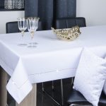 Obrus Glamour – Biały/złoty Obrus Glamour – Biały/złoty
