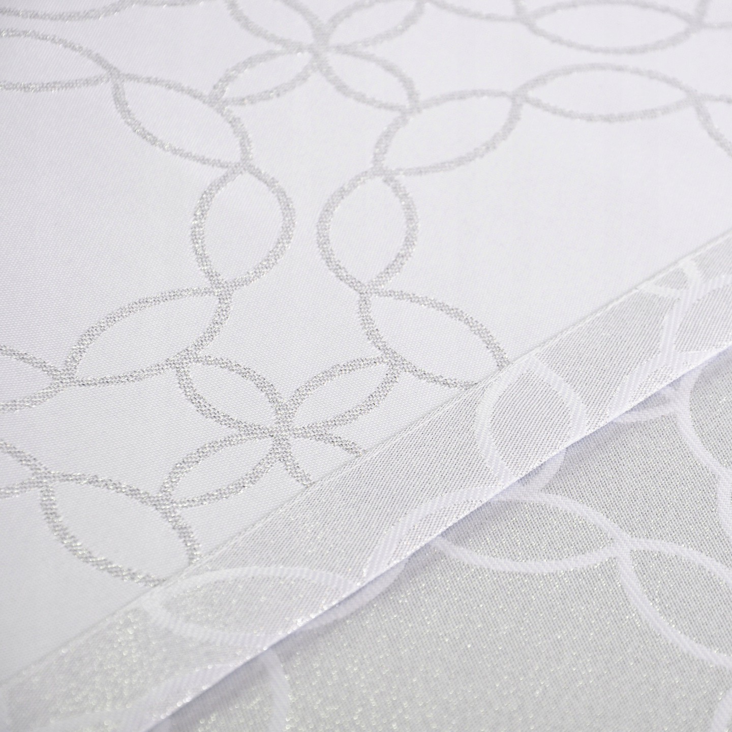 Obrus Modern – Biały Obrus Modern – Biały