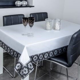 Obrus Vega Lux Brokat – Srebro