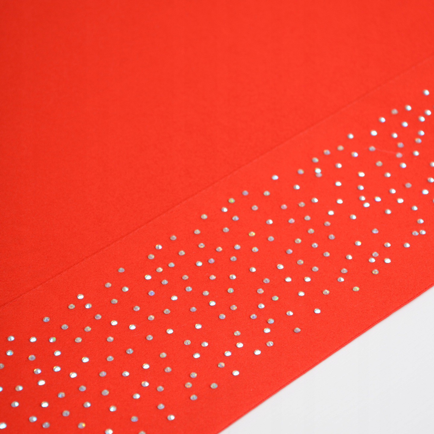 Pas Szmaragd – Czerwony Pas Szmaragd – Czerwony