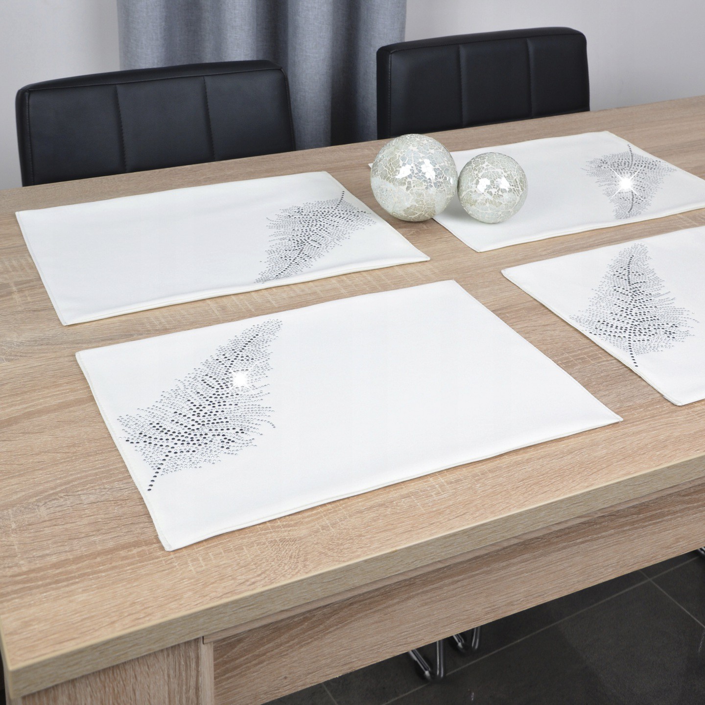 Podkładki Liść – Ekri Srebro Podkładki Liść – Ekri Srebro