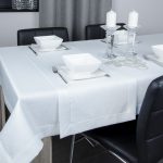 Obrus Werona – Biały ze srebrną nitką Obrus Werona – Biały ze srebrną nitką