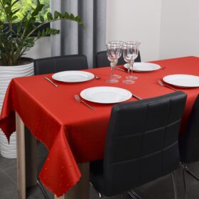 Obrus XV – Czerwony