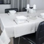 Bieżnik Werona – Biały ze srebrną nitką