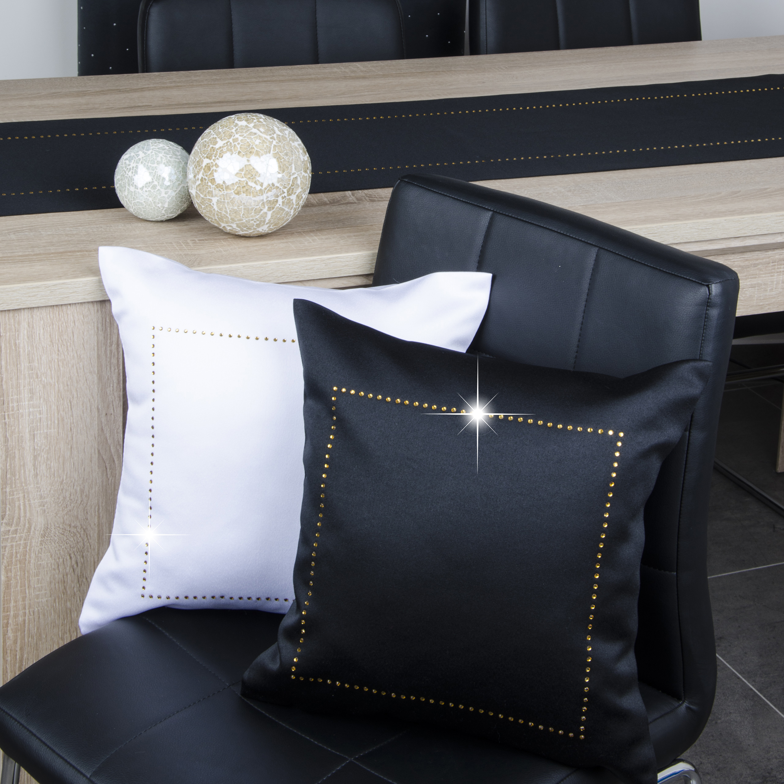 Poszewka Glamour – Czarny Poszewka Glamour – Czarny