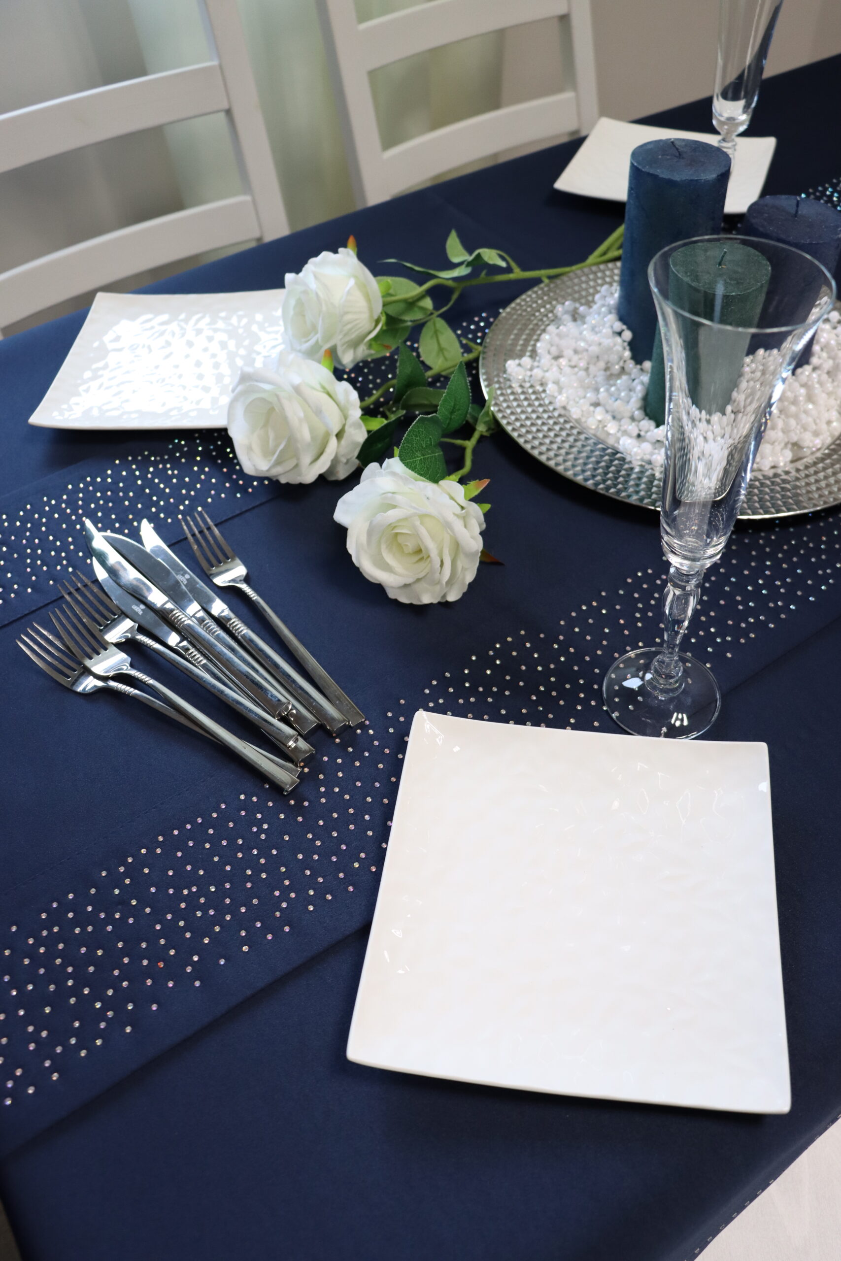 Pas Szmaragd Złote Dżety – Granatowy Pas Szmaragd Złote Dżety – Granatowy