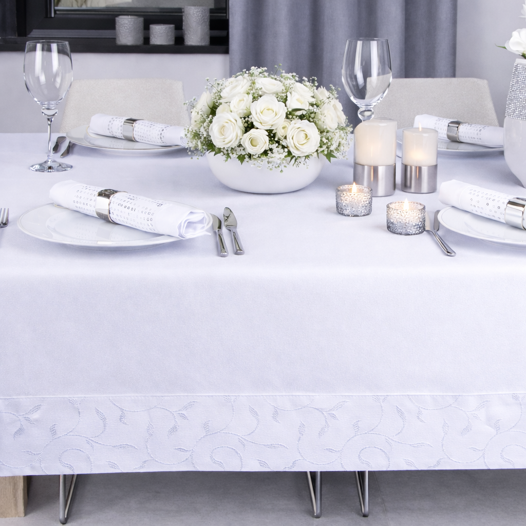 Obrus Azalia – Biały Obrus Azalia – Biały