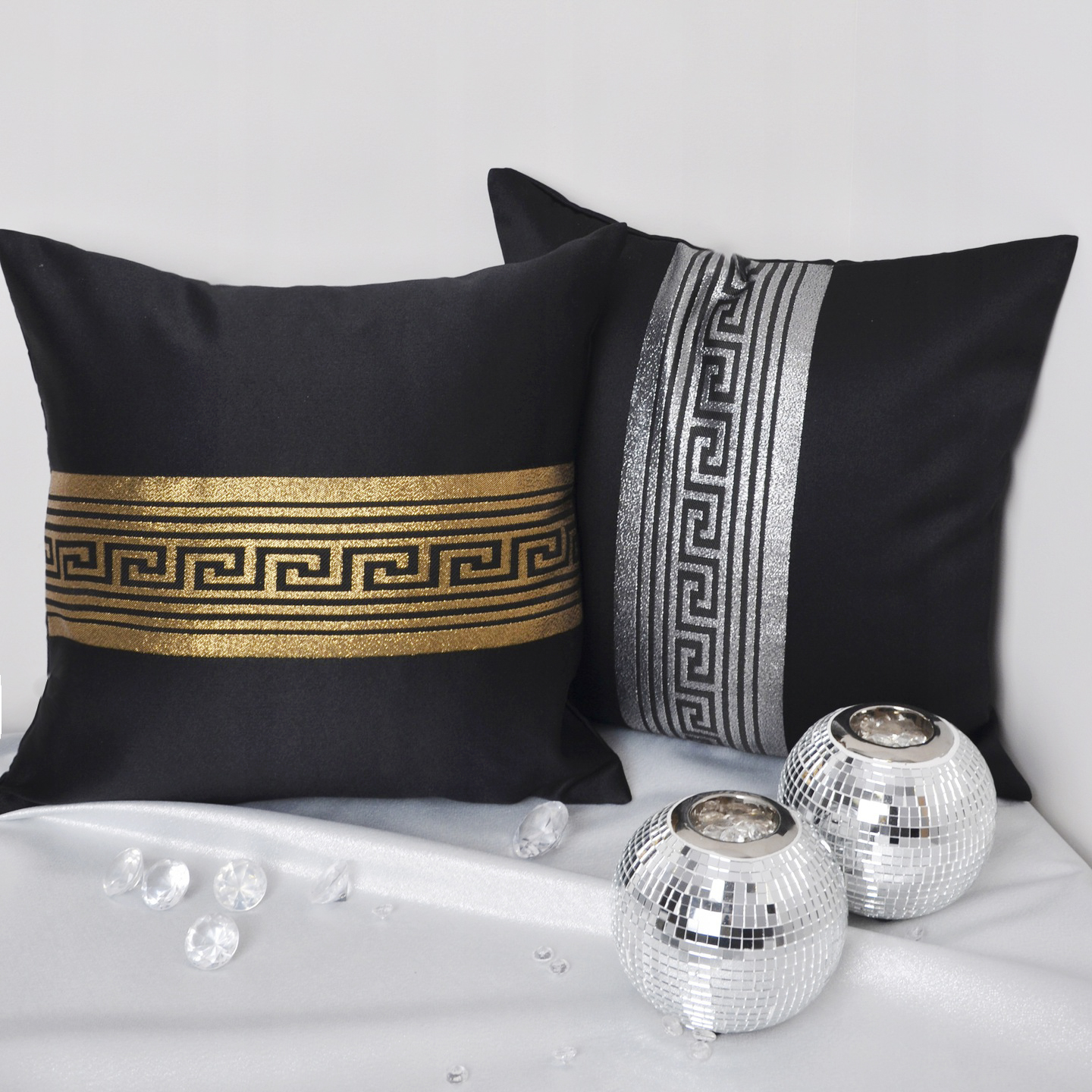 Poszewka Rodos Lux – Czarny Srebro Poszewka Rodos Lux – Czarny Srebro