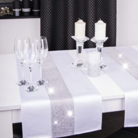 Bieżnik Cyrkonia – Biały ze srebrną listwą Bieżnik Cyrkonia – Biały ze srebrną listwą