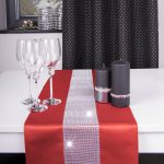 Bieżnik Cyrkonia – Czarny ze złotą listwą