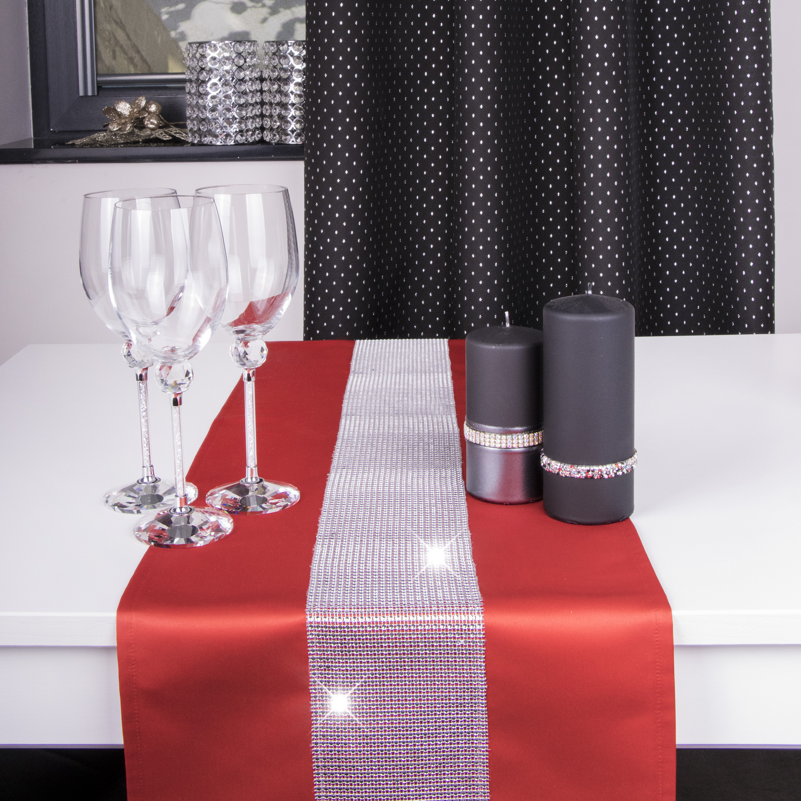 Bieżnik Cyrkonia – Czerwień ze srebrnym Bieżnik Cyrkonia – Czerwień ze srebrnym