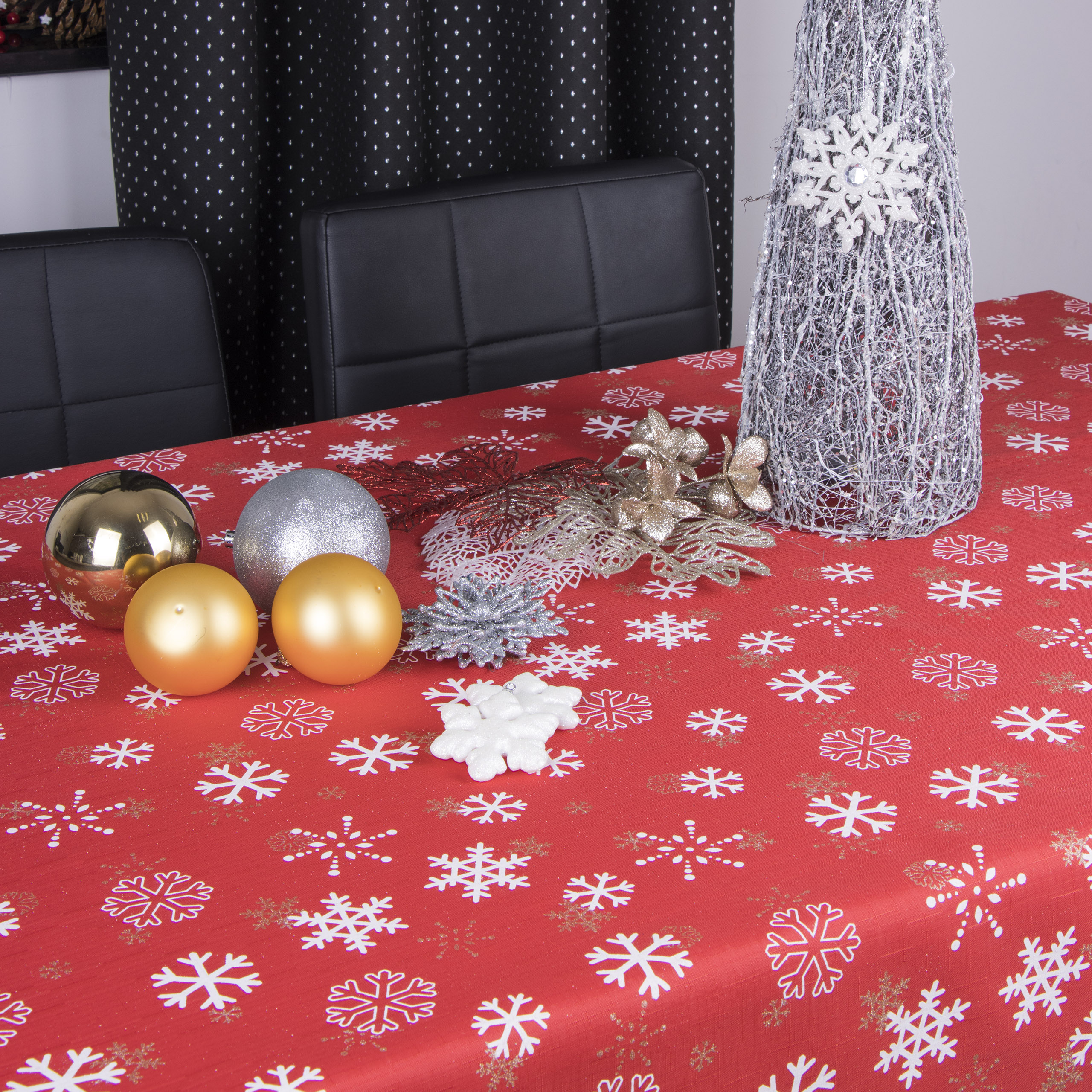 Obrus Świąteczny Śnieżynki – Czerwień Obrus Świąteczny Śnieżynki – Czerwień