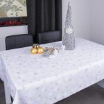 Obrus Świąteczny Śnieżynki – Biel Srebro