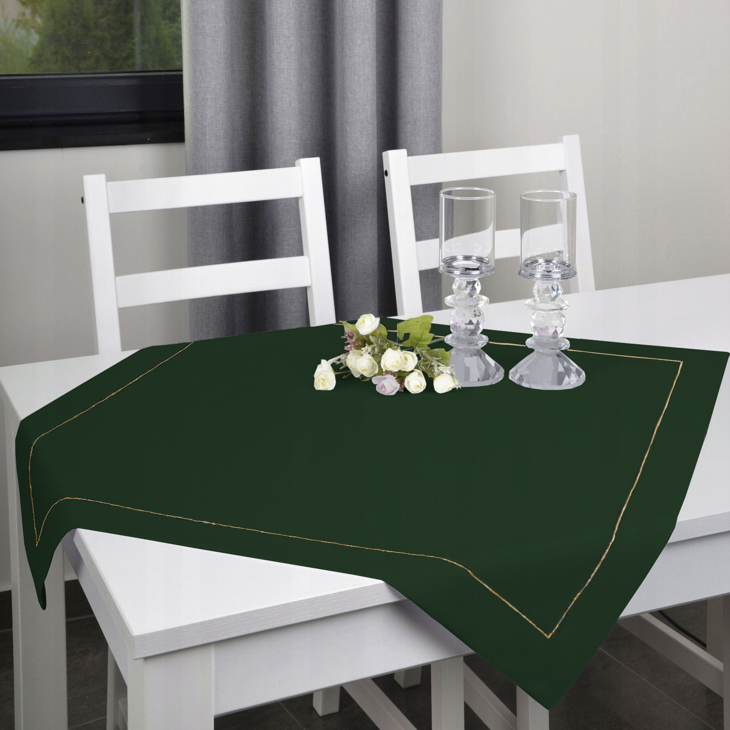 Serweta na stół- Panama Lux Ciemna zieleń ze złotym Serweta na stół- Panama Lux Ciemna zieleń ze złotym