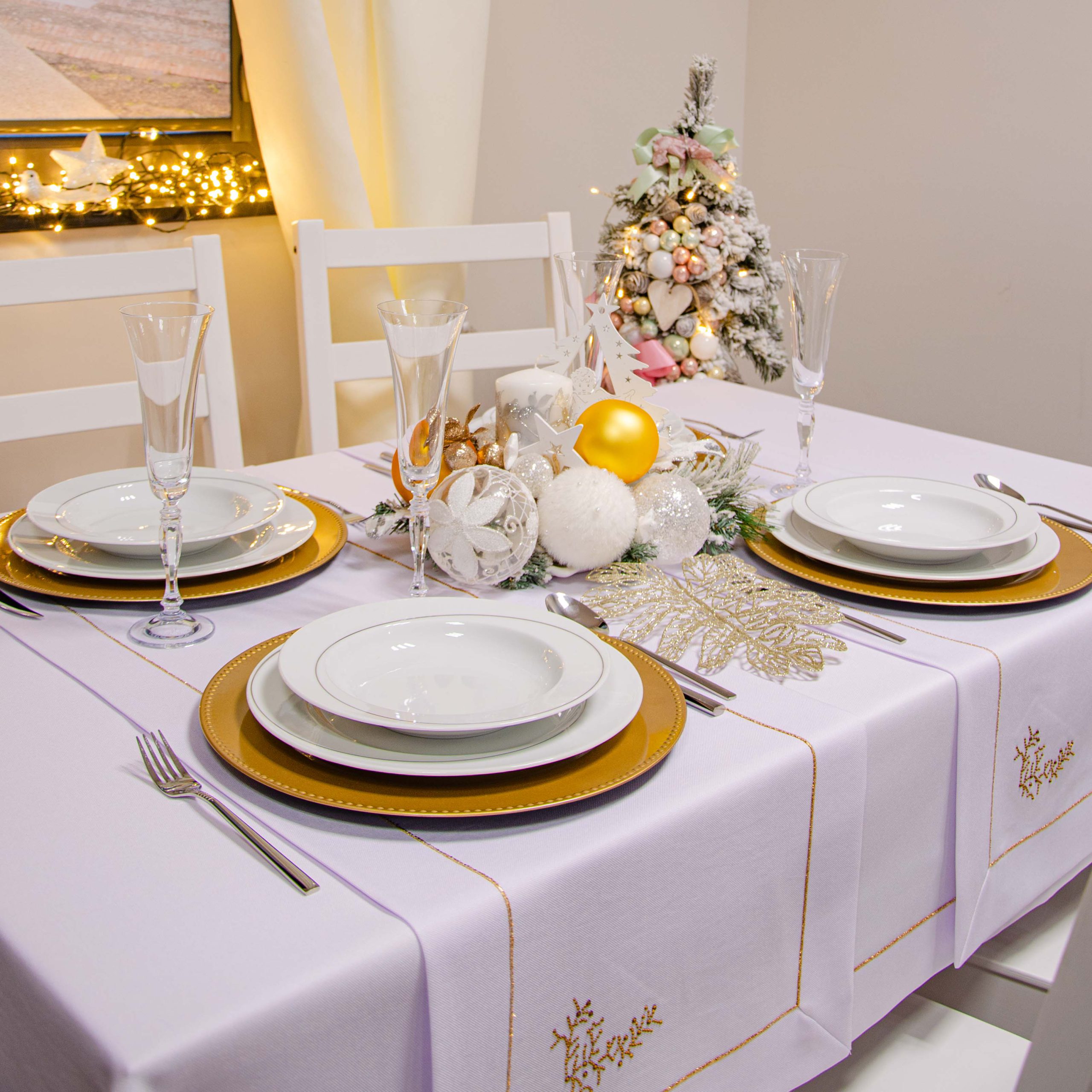 Bieżnik świąteczny Jodełka – Biel złoto Bieżnik świąteczny Jodełka – Biel złoto