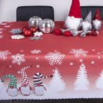 Obrus świąteczny Krasnal – Czerwony