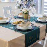 Bieżnik świąteczny Jodełka – Granat srebro