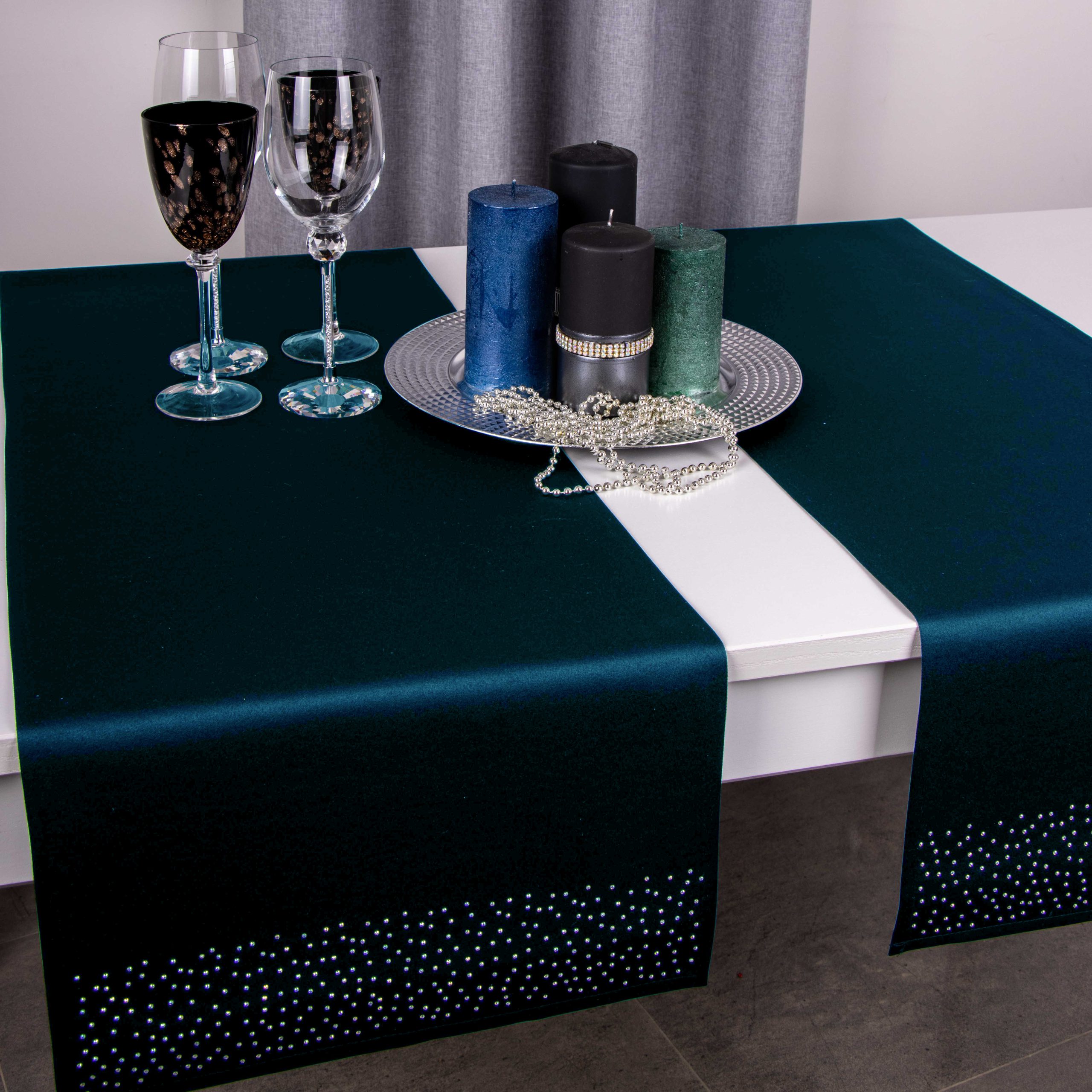 Pas Brylant – Granat ze srebrnymi dżetami Pas Brylant – Granat ze srebrnymi dżetami