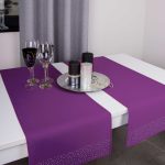 Bieżnik Brylant – Ekri ze złotymi dżetami