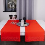 Bieżnik Brylant – Czerwony ze srebrnymi dżetami