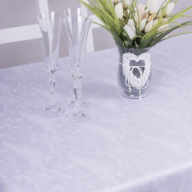 Obrus z gipiurą Chmurka – Biel Obrus z gipiurą Chmurka – Biel