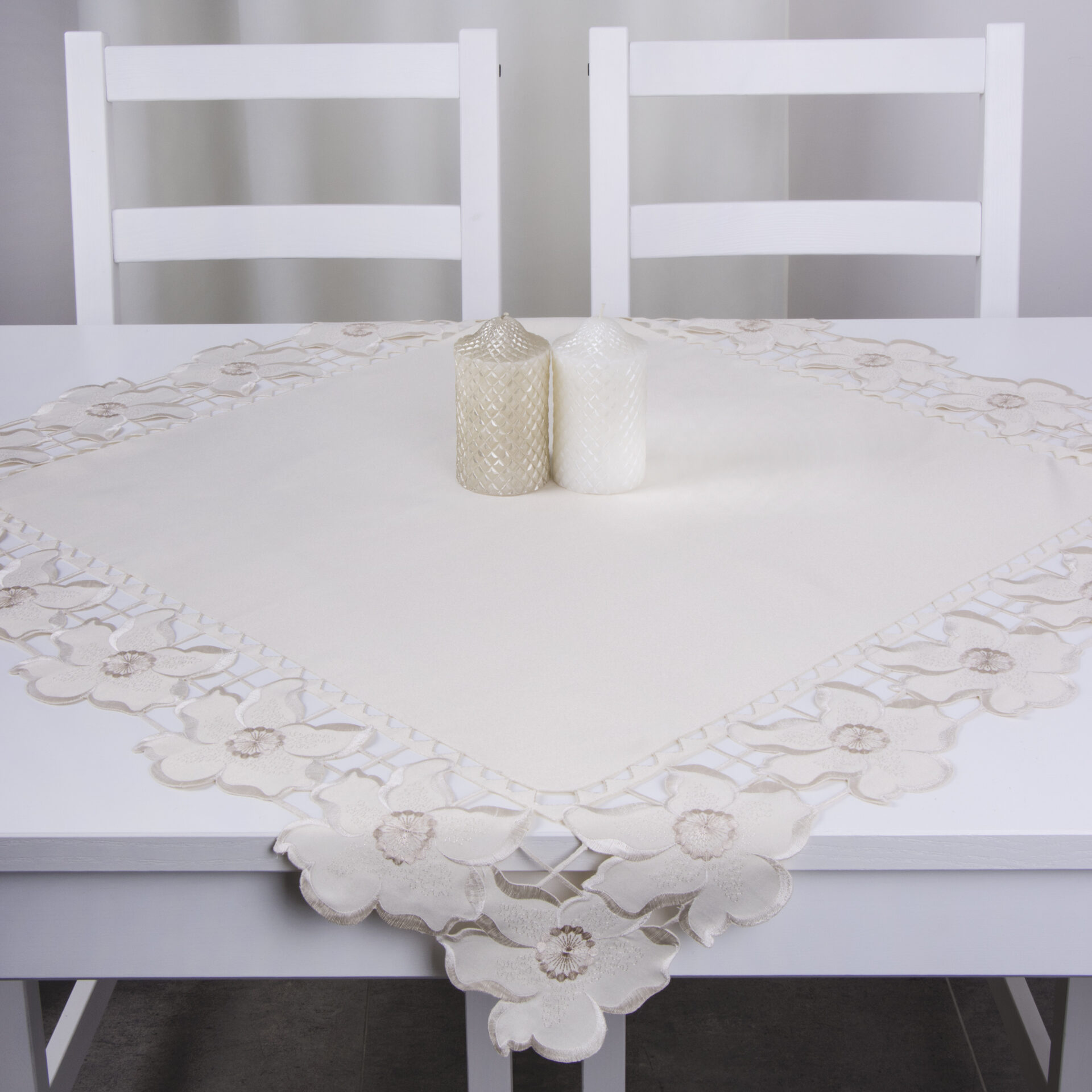 Serweta haftowana nakładka 85×85 pomarańcz Serweta haftowana nakładka 85×85 pomarańcz