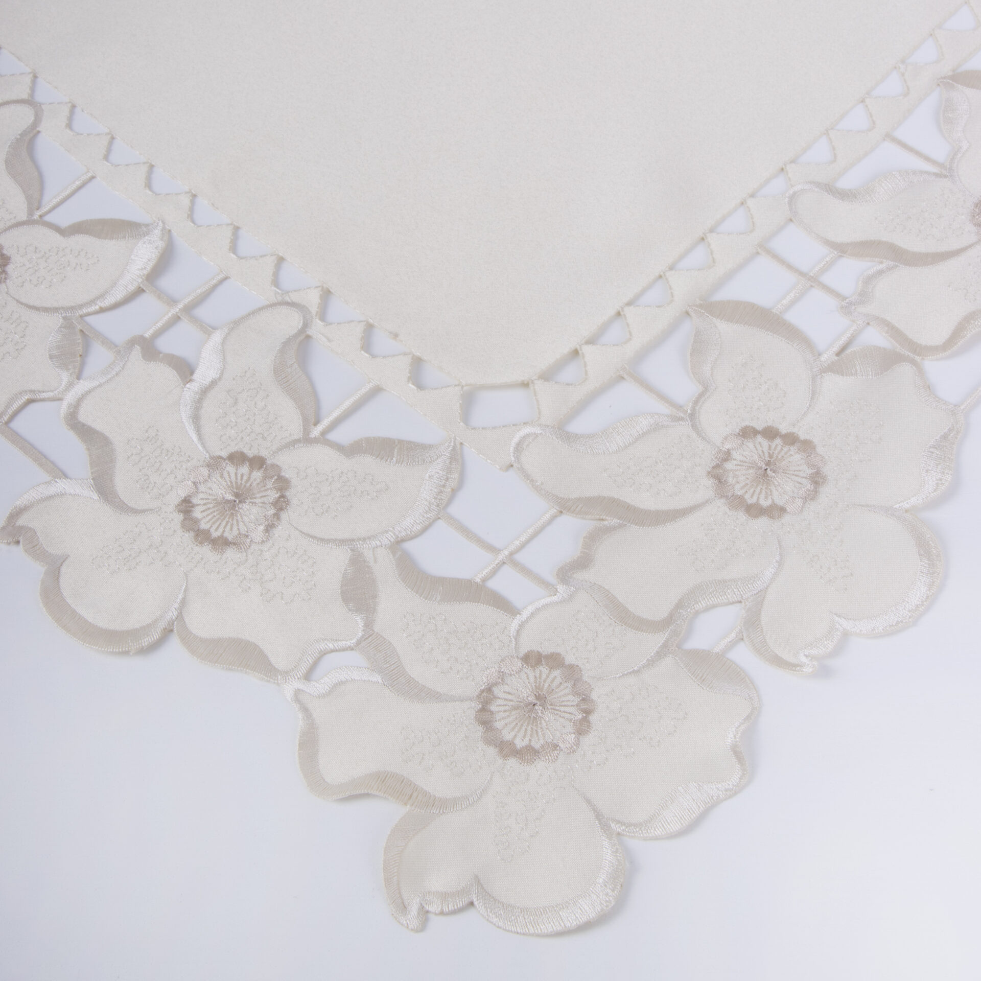 Serweta haftowana nakładka 85×85 pomarańcz Serweta haftowana nakładka 85×85 pomarańcz