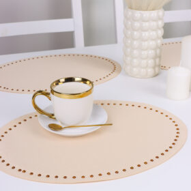 Podkładka Glamour 30×42 Owal – Beżowa + Złote dżety Podkładka Glamour 30×42 Owal – Beżowa + Złote dżety