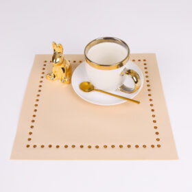 Podkładka Glamour 30×30 – Beż + Złote dżety