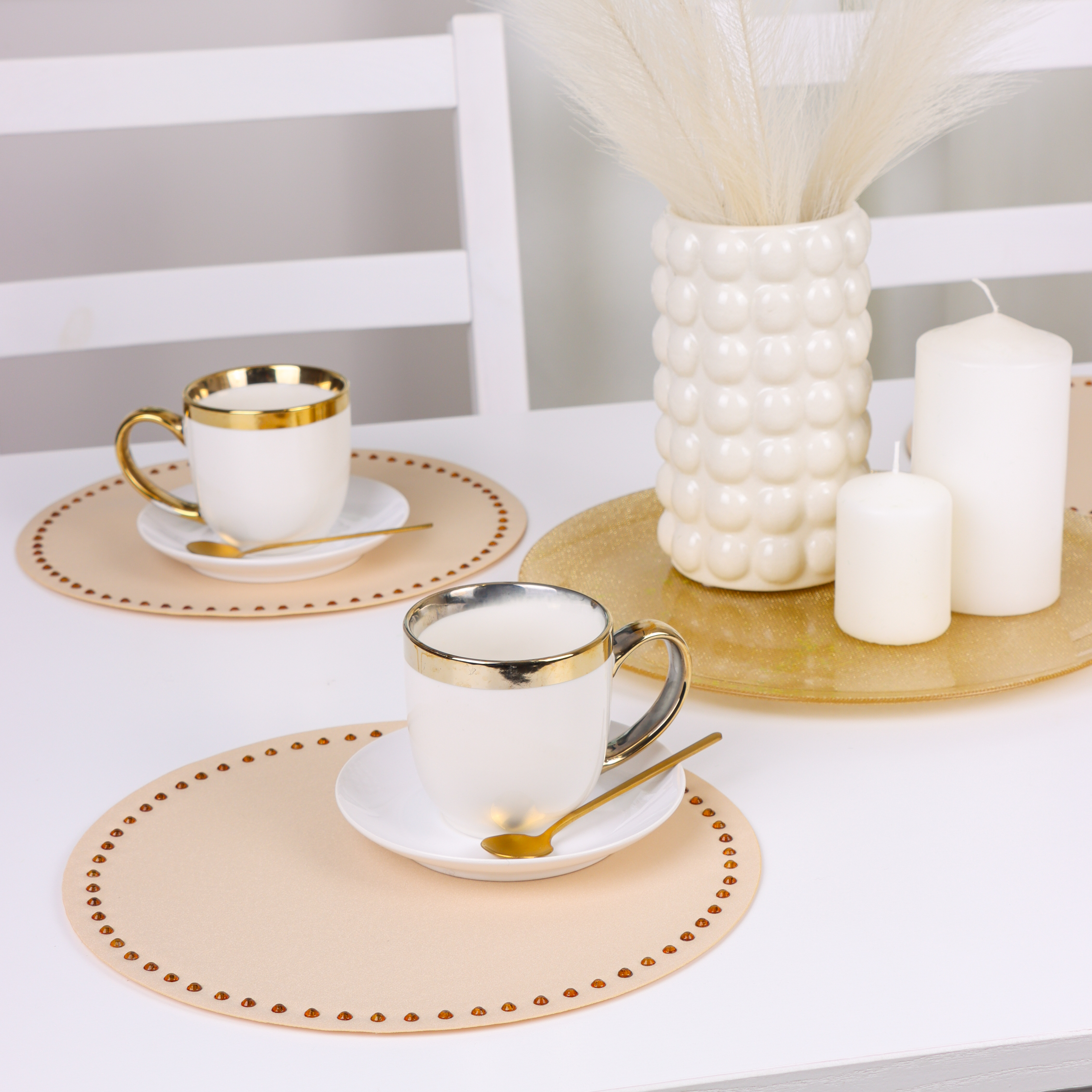 Podkładka Glamour 30 cm Koło – Beżowa + Złote dżety Podkładka Glamour 30 cm Koło – Beżowa + Złote dżety