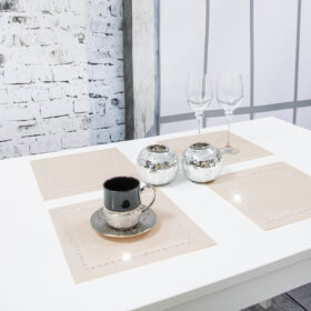 Podkładka Glamour 30×30 – Beż + Srebrne dżety