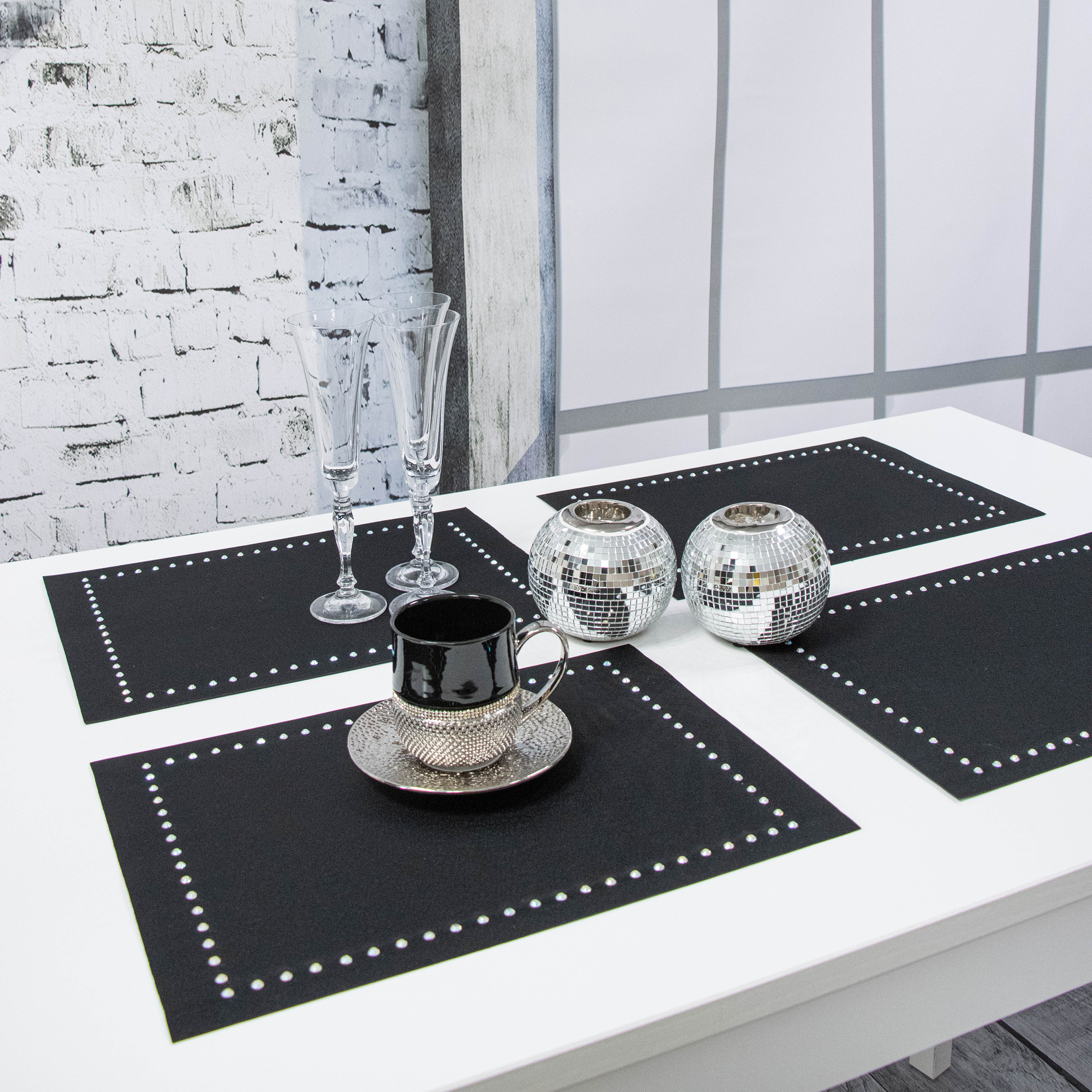 Podkładka Glamour 30×42 – Grafit + Srebrne dżety Podkładka Glamour 30×42 – Grafit + Srebrne dżety