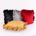 Poszewka welwetowa z falbanką – Bordo Poszewka welwetowa z falbanką – Bordo