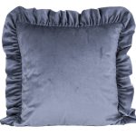 Poszewka welwetowa z falbanką – Granat