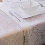 Obrus Modern – Biel Złoto