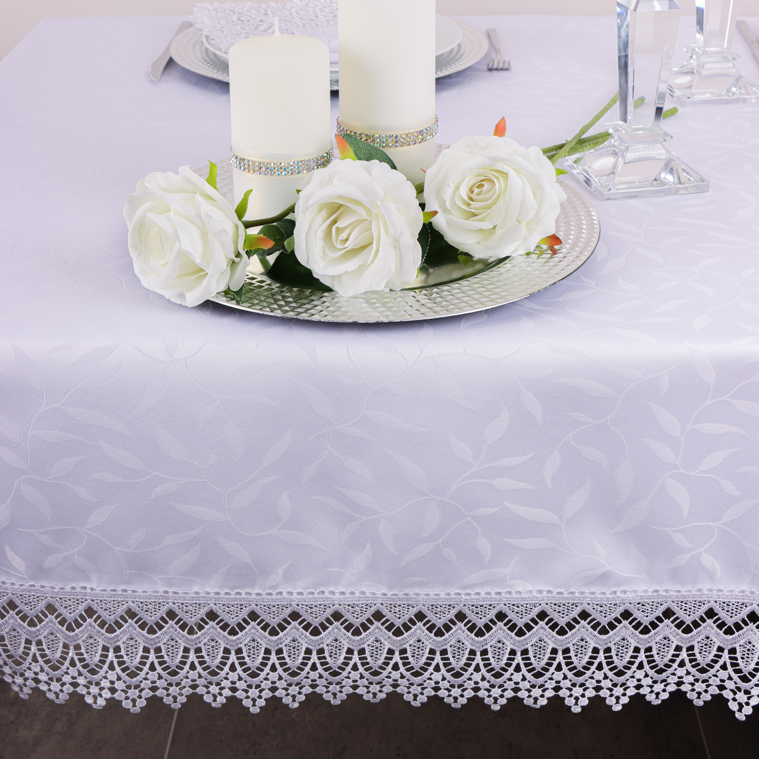 Obrus z Gipiurą Żakard – Biel 175 Obrus z Gipiurą Żakard – Biel 175