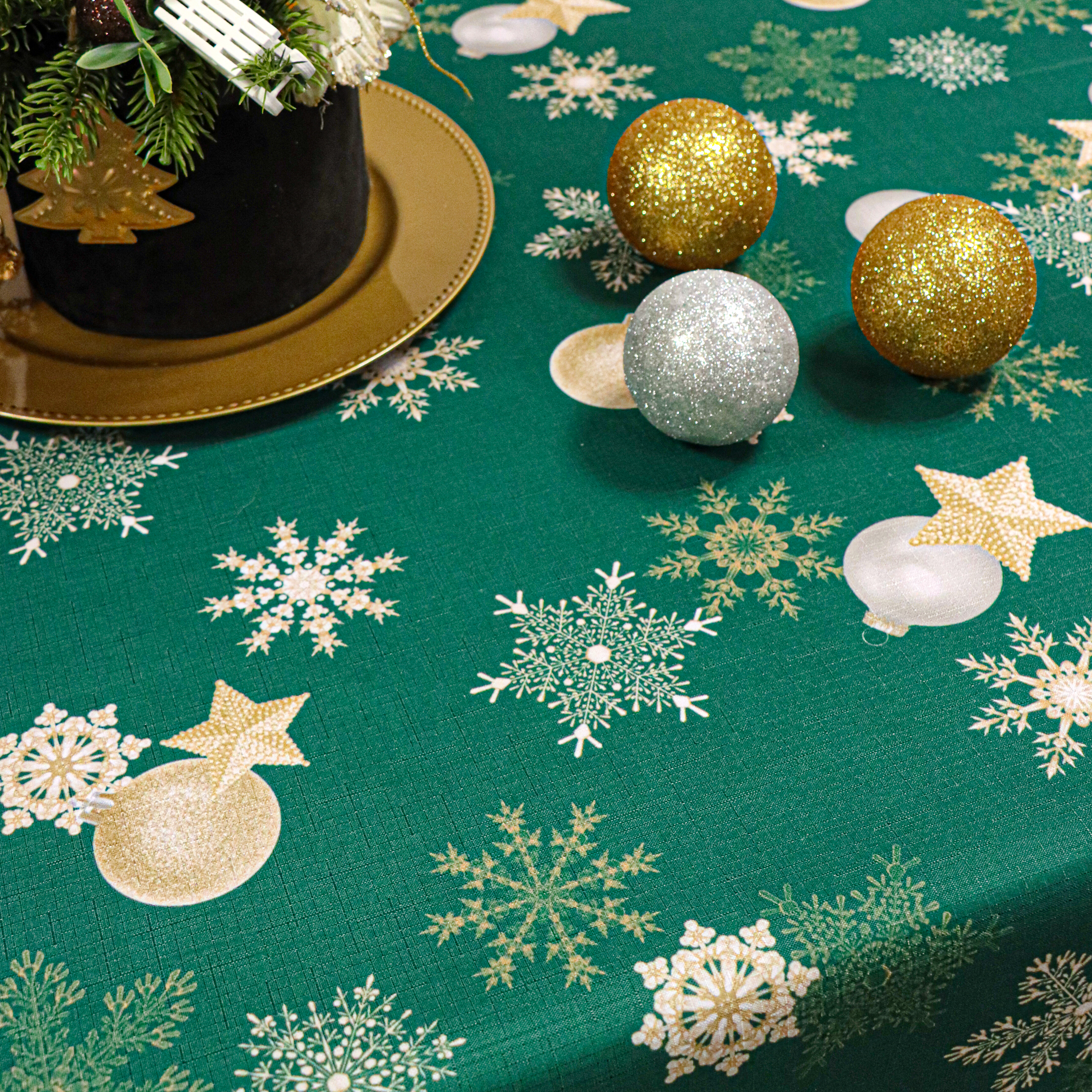 Obrus świąteczny Boże Narodzenie- zielony Obrus świąteczny Boże Narodzenie- zielony