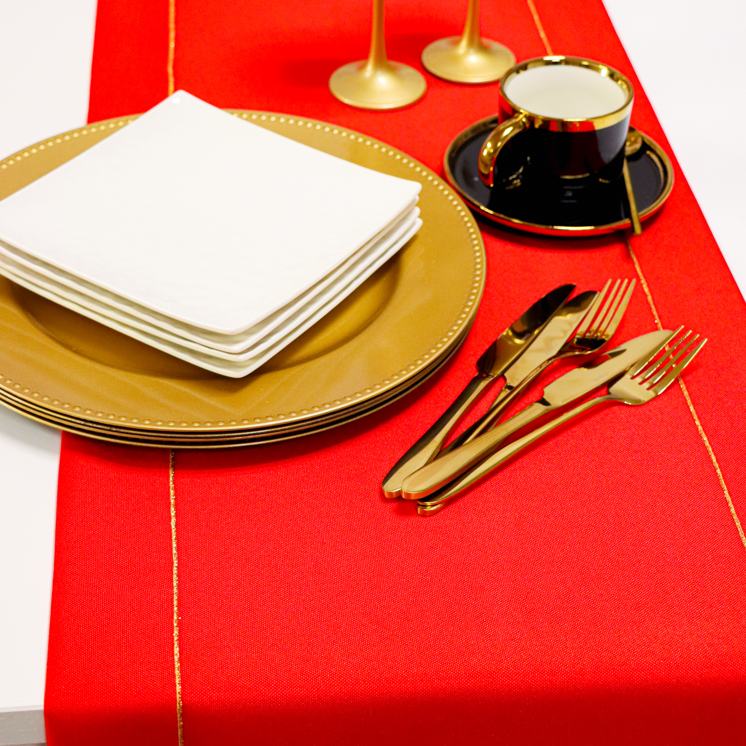 Bieżnik Panama Lux-Czerwień złoto Bieżnik Panama Lux-Czerwień złoto