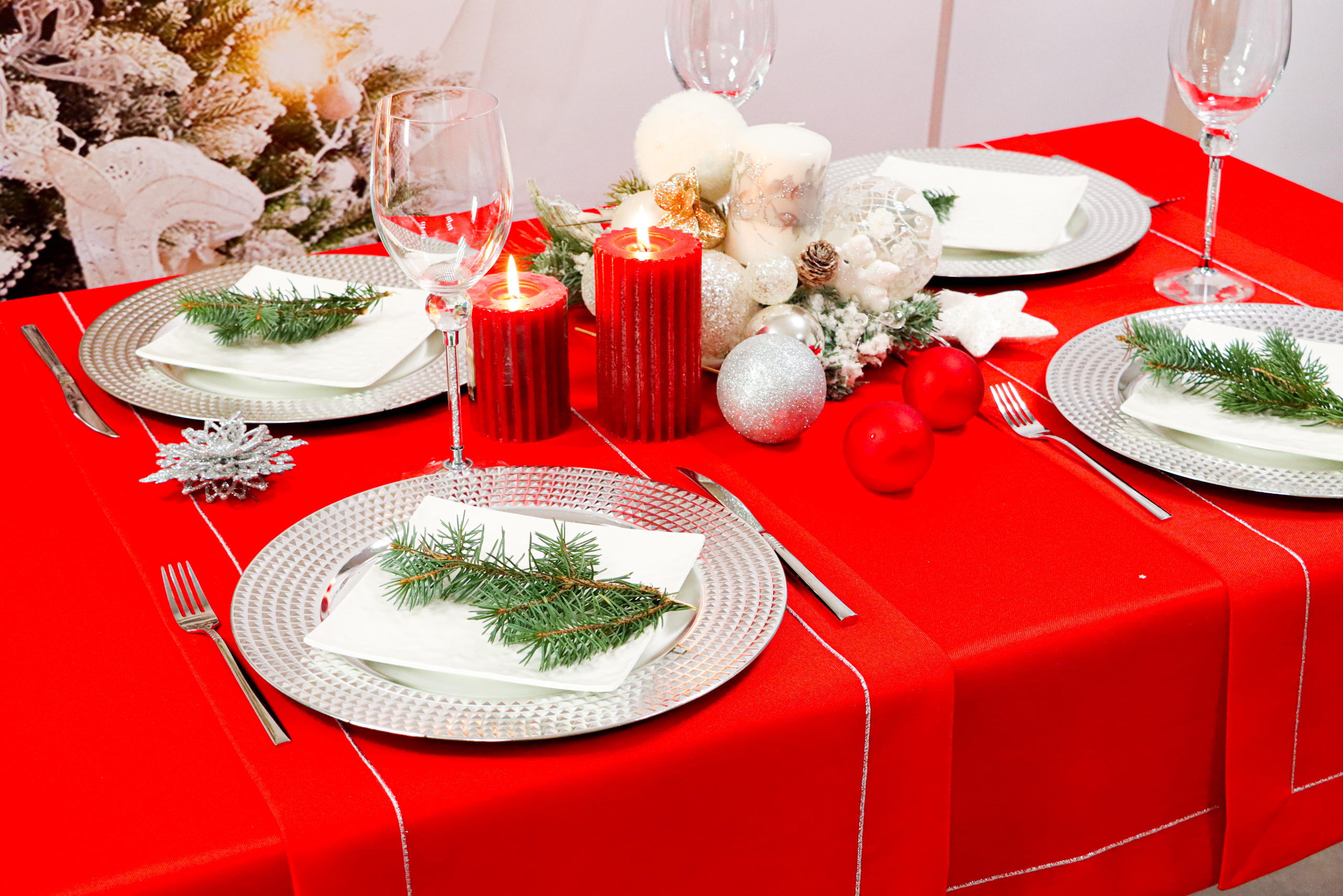 Bieżnik Panama Lux – Czerwień srebro Bieżnik Panama Lux – Czerwień srebro