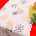 Bieżnik Świąteczny-biały czarna gwiazdka Bieżnik Świąteczny-biały czarna gwiazdka