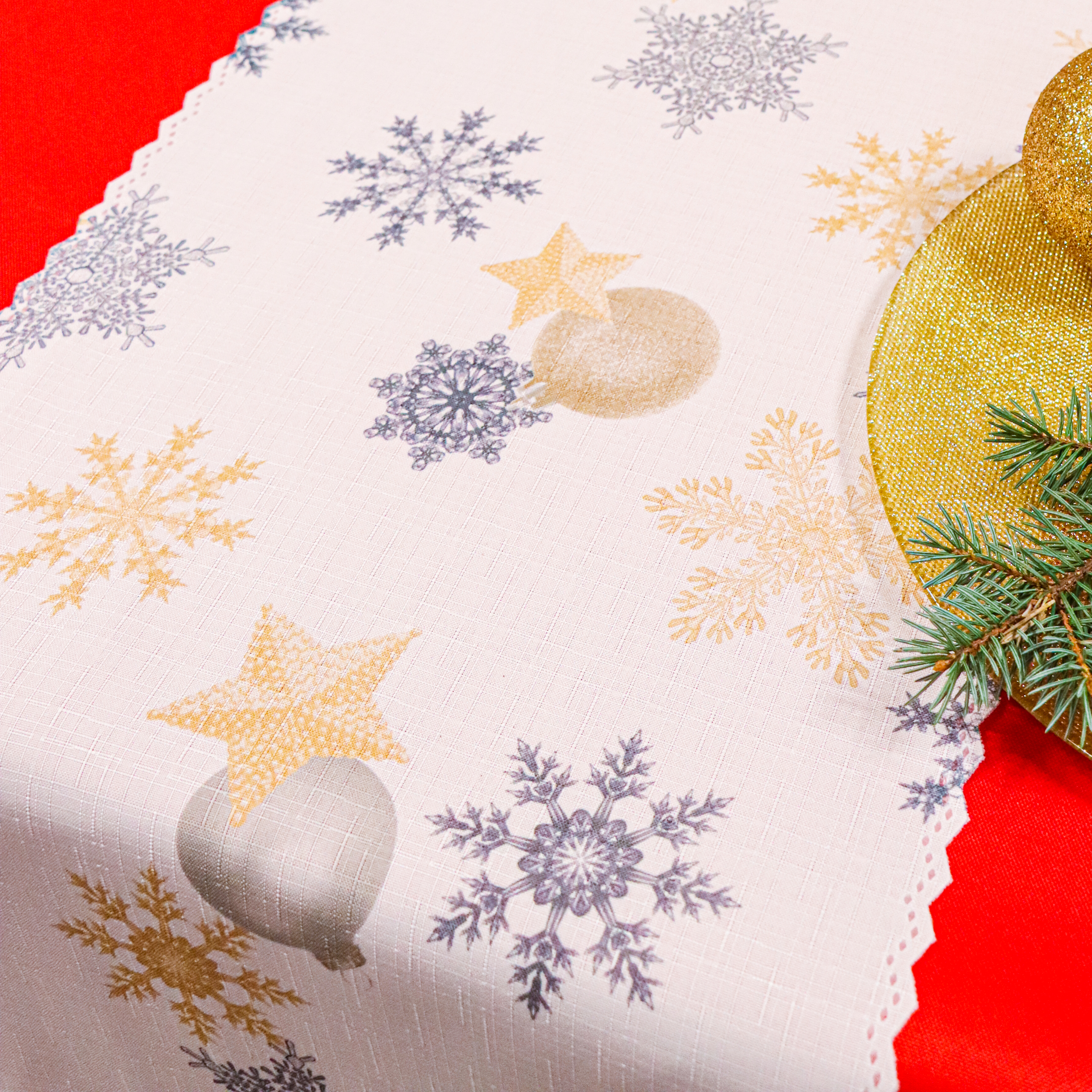 Bieżnik Świąteczny-biały czarna gwiazdka Bieżnik Świąteczny-biały czarna gwiazdka