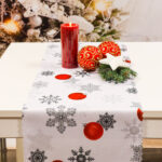 Bieżnik Świąteczny – czerwone bombki Bieżnik Świąteczny – czerwone bombki