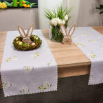 Bieżnik Wielkanocny -Szary Bieżnik Wielkanocny -Szary