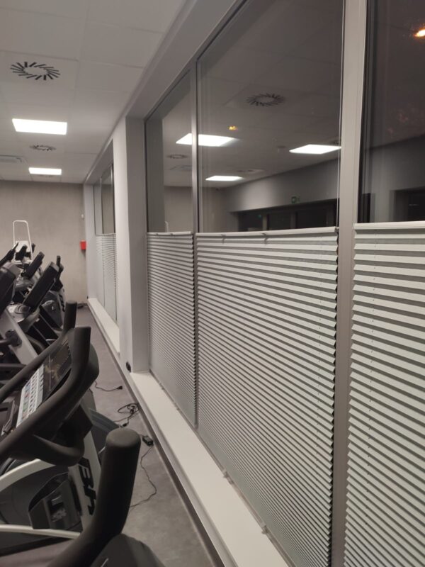 jak montować plisy?