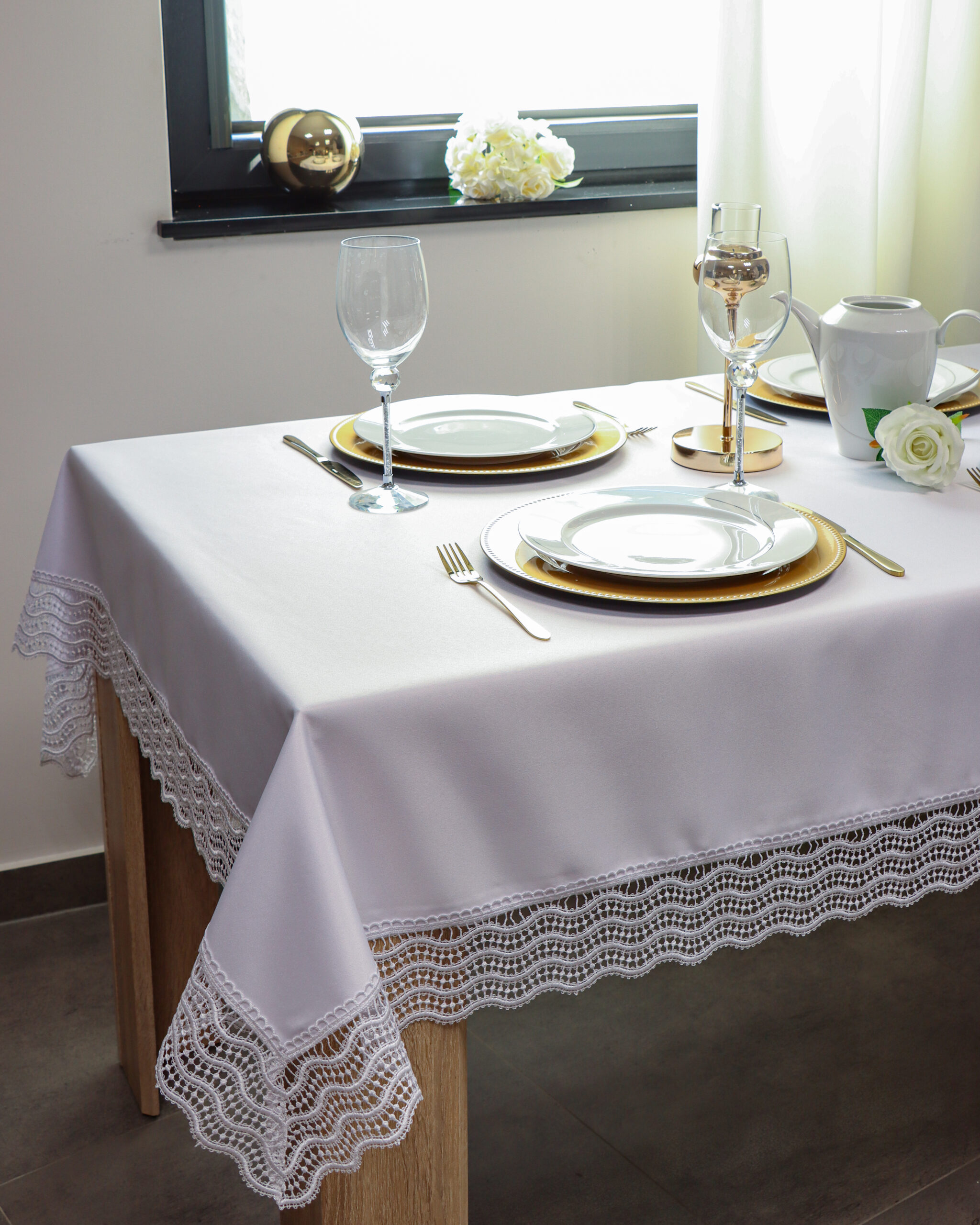 Obrus z Gipiurą – biały Obrus z Gipiurą – biały