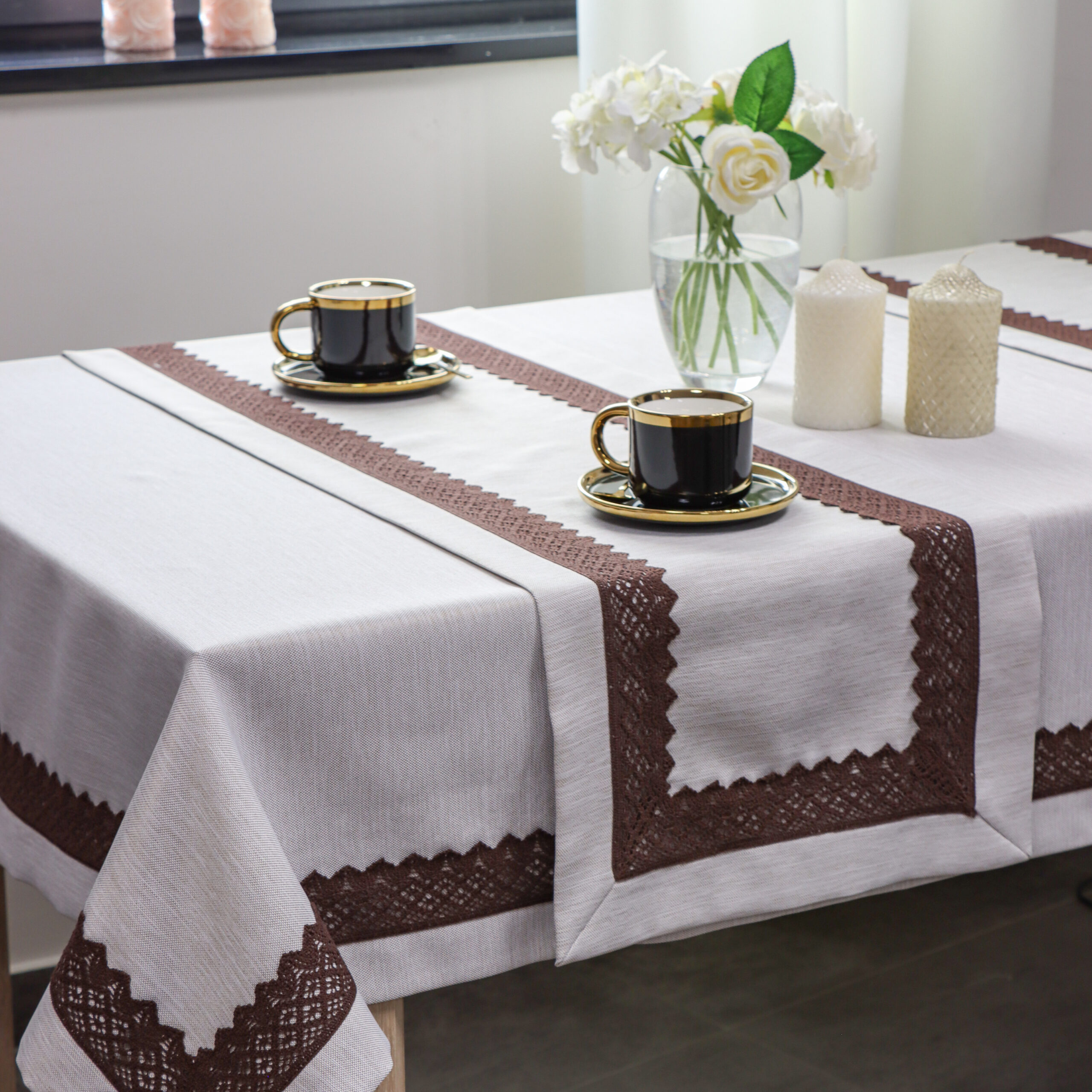 Obrus Sewilla – Beż brązowa koronka Obrus Sewilla – Beż brązowa koronka